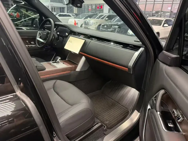 Land Rover Range Rover — Фото автомобиля 5
