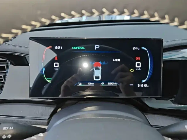 BYD Qin PLUS — Фото автомобиля 7