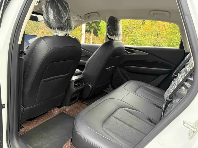 Wuling Starlight — Фото автомобиля 11