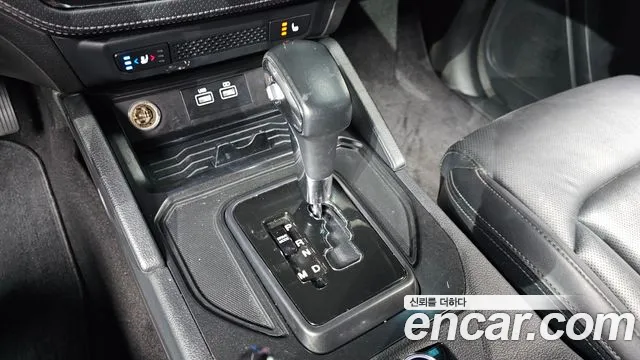 KG_Mobility_Ssangyong Rexton Новый Rexton Sport Дизель 2.2 4WD — Фото автомобиля 9