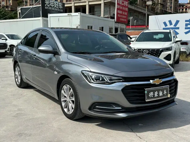 Chevrolet Monza — Фото автомобиля 3