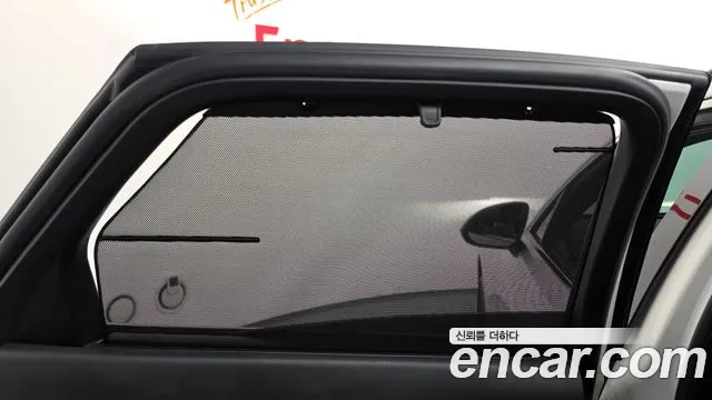 Genesis GV70 — Фото автомобиля 23