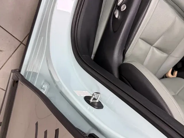 IM Motors LS6 — Фото автомобиля 12