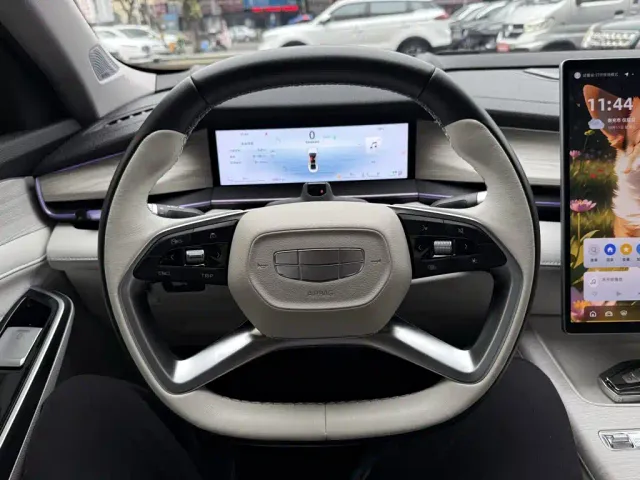 Geely Xingrui — Фото автомобиля 7