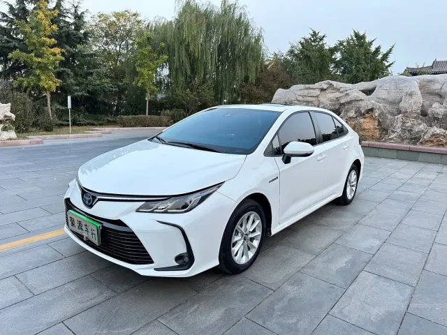 Toyota Corolla — Фото автомобиля 3