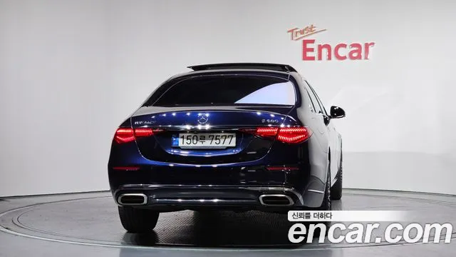 Mercedes-Benz S-Class — Фото автомобиля 4