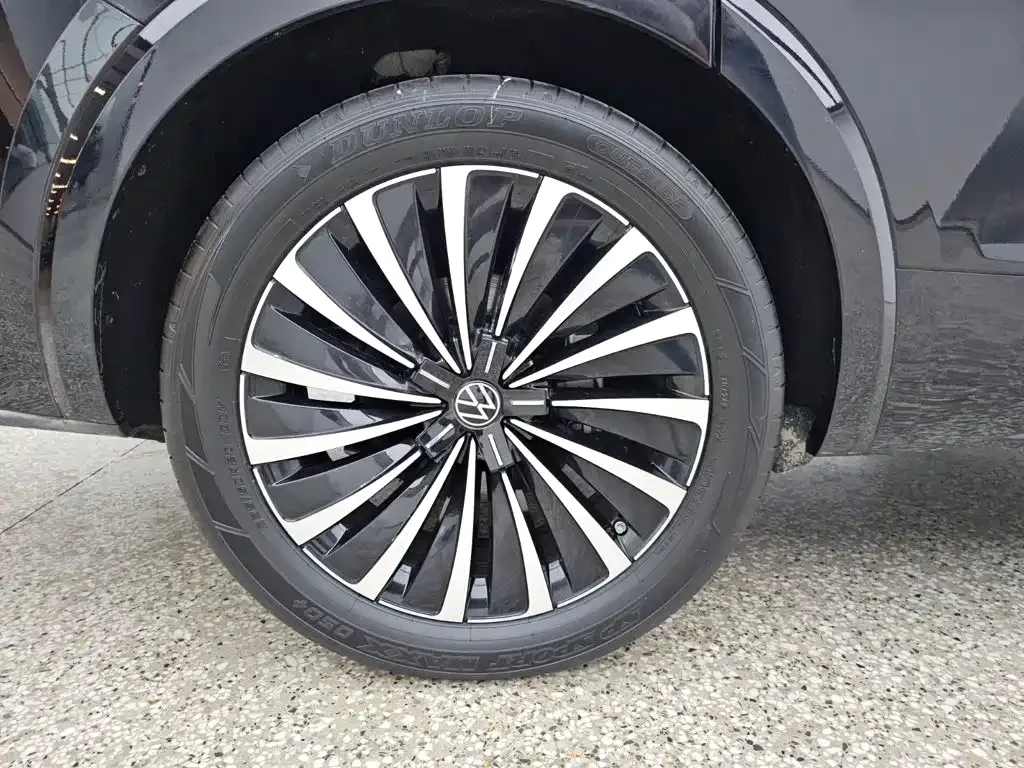 Volkswagen Viloran 2024 380TSI Executive Edition — Фото автомобиля 15