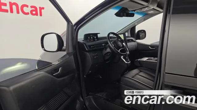 Hyundai Staria — Фото автомобиля 10