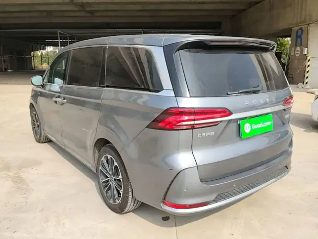 Roewe iMAX8 — Фото автомобиля 4