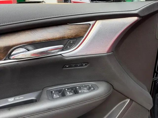Cadillac XT6 — Фото автомобиля 4
