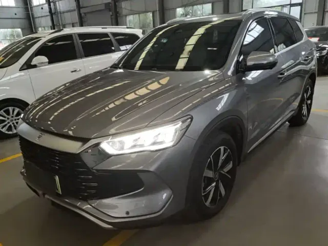 Фотография автомобиля — BYD Song Pro