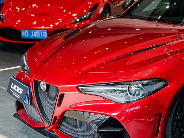 Alfa Romeo Giulia — Фото автомобиля 3