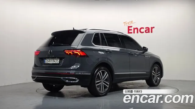 Volkswagen Tiguan Tiguan 2 поколение 2.0 TDI Prestige — Фото автомобиля 2