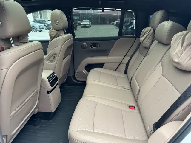 Li Auto i6 — Фото автомобиля 10