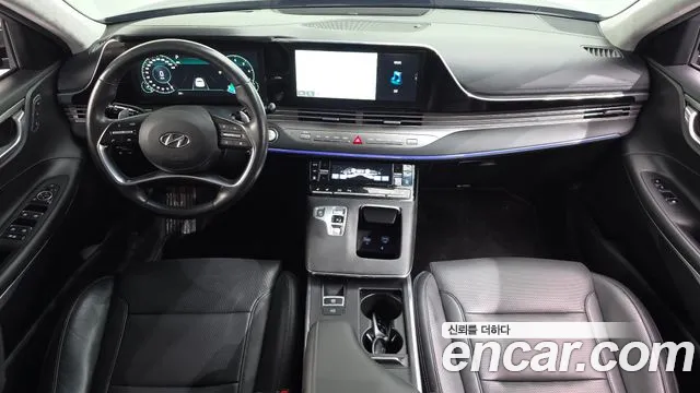 Hyundai Grandeur New — Фото автомобиля 10
