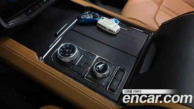 Ford Expedition — Фото автомобиля 4