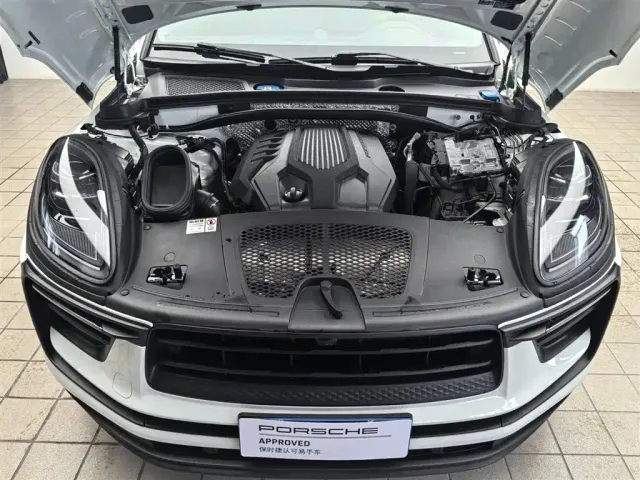 Porsche Macan — Фото автомобиля 18