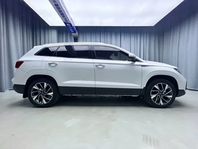Jetta VS7 — Фото автомобиля 5