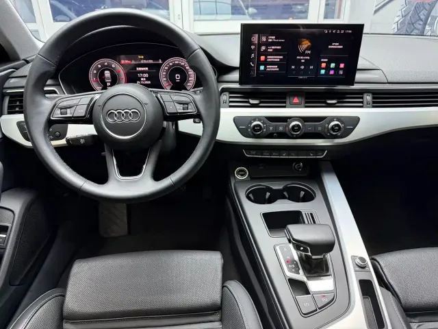 Audi A4L — Фото автомобиля 16