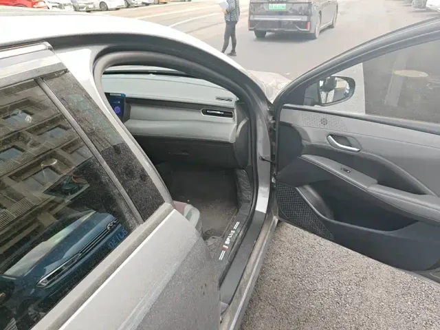 BYD Qin PLUS — Фото автомобиля 19