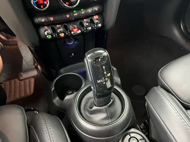 MINI Hatch — Фото автомобиля 8