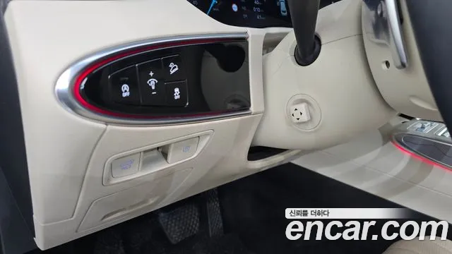 Genesis GV70 — Фото автомобиля 28