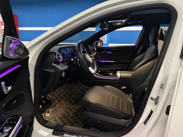 Mercedes-Benz C-Class — Фото автомобиля 7