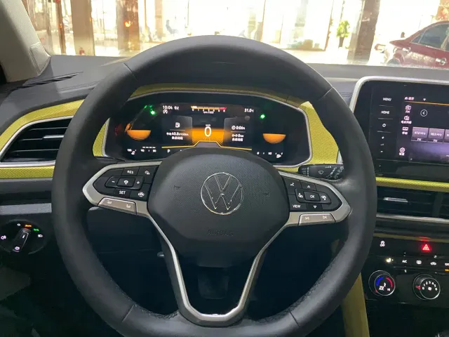 Volkswagen T-Roc — Фото автомобиля 17