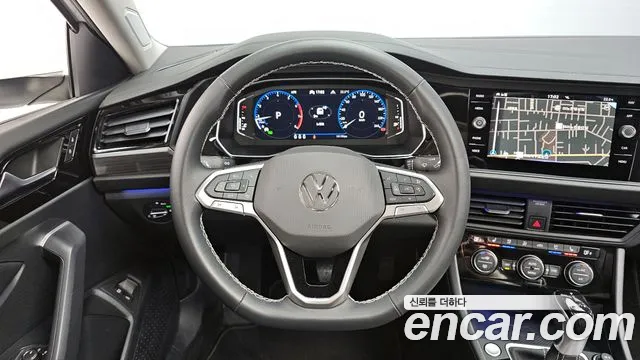 Volkswagen Jetta — Фото автомобиля 11