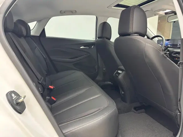 Buick Verano — Фото автомобиля 8