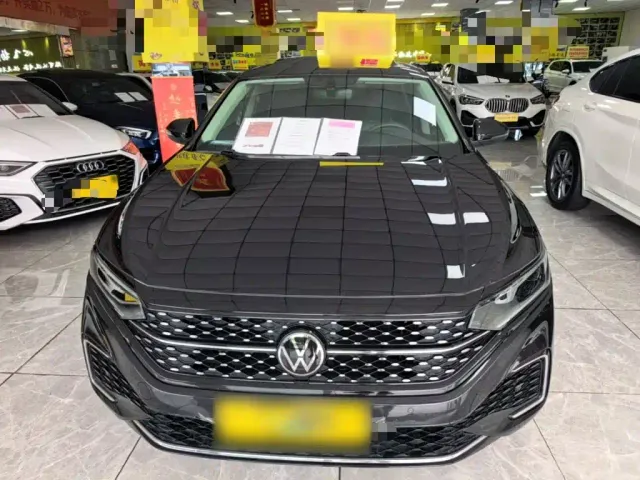 Volkswagen Passat — Фото автомобиля 2
