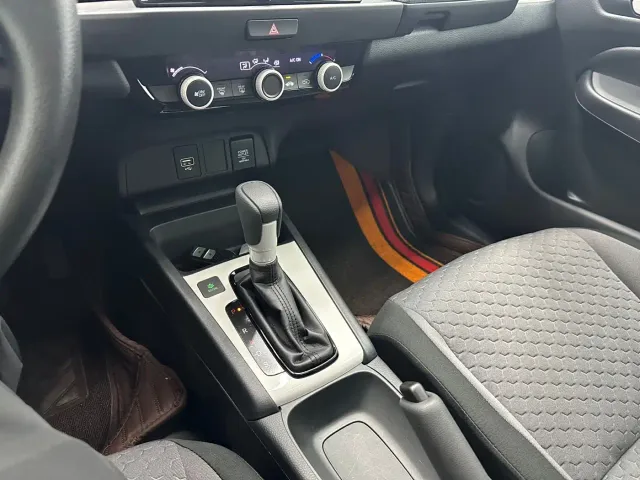 Honda Fit — Фото автомобиля 15