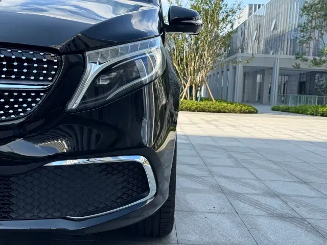 Mercedes-Benz V-Class — Фото автомобиля 7