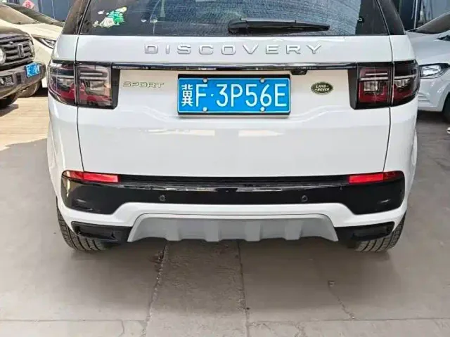 Land Rover Discovery Sport — Фото автомобиля 3