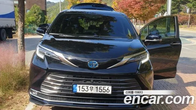 Toyota Sienna Generation 4 — Фото автомобиля 15