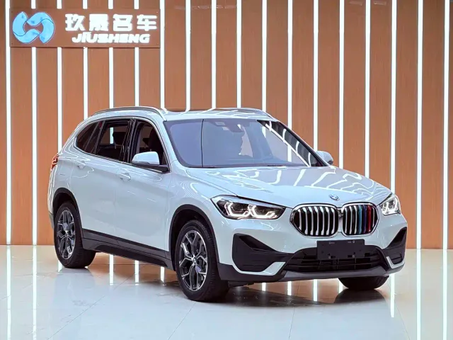 BMW X1 — Фото автомобиля 3