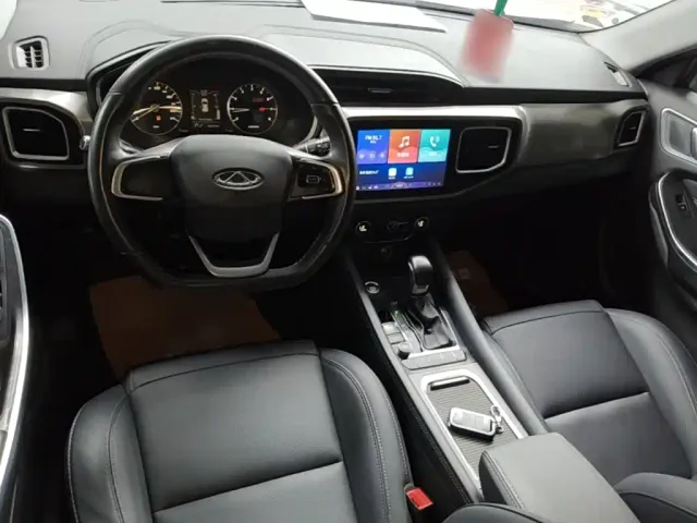 Chery Tiggo 8 — Фото автомобиля 9