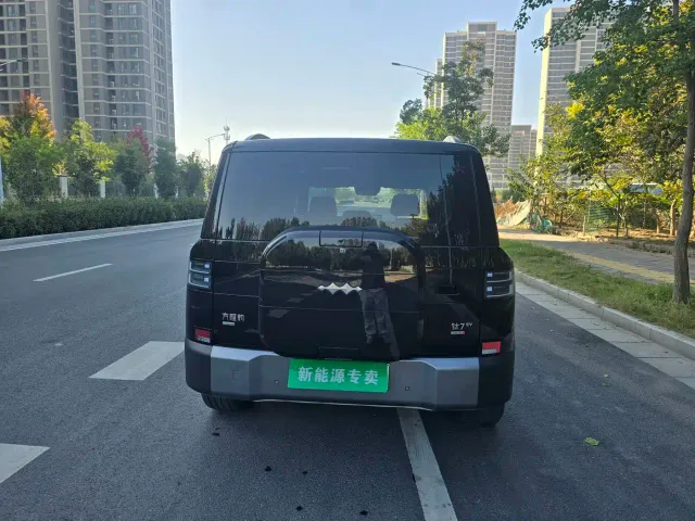 BYD FangChengBao Titanium 7 — Фото автомобиля 8