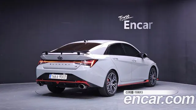 Hyundai AVANTE — Фото автомобиля 2