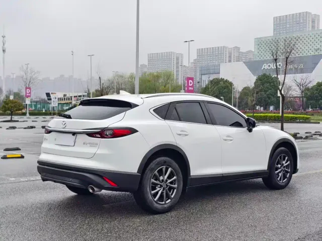 Mazda CX-4 — Фото автомобиля 4