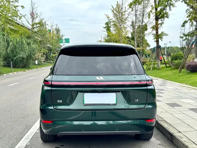 Li Auto Li Xiang L9 2022 Max — Фото автомобиля 8