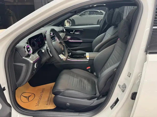 Mercedes-Benz C-Class — Фото автомобиля 11