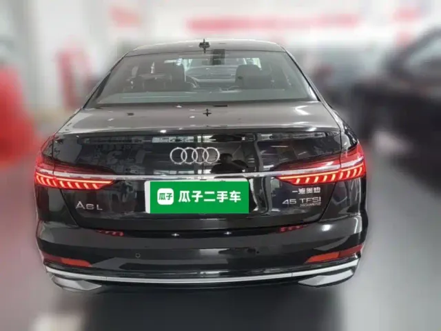 Audi A6L — Фото автомобиля 9