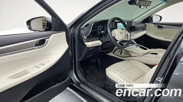Hyundai Grandeur — Фото автомобиля 10