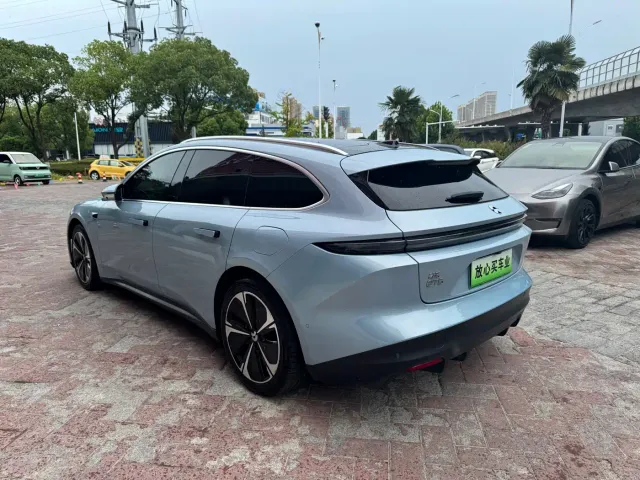 Nio ET5 Touring — Фото автомобиля 9