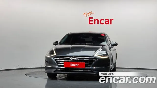 Hyundai Sonata — Фото автомобиля 3