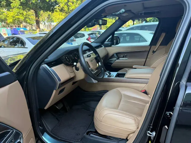 Land Rover Range Rover — Фото автомобиля 3