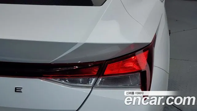 Hyundai AVANTE Avante (CN7) — Фото автомобиля 22