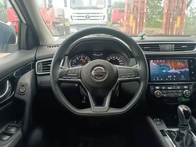 Nissan Qashqai — Фото автомобиля 10