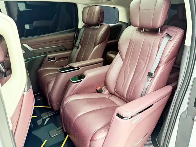 Buick Century 2023 2.0T 6-Seat World Edition — Фото автомобиля 7